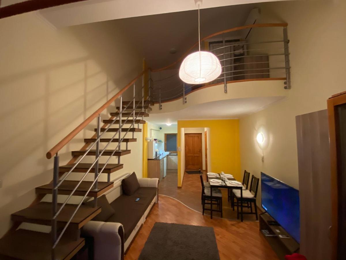 Mimi Apartman Apartment ยูลา ภายนอก รูปภาพ